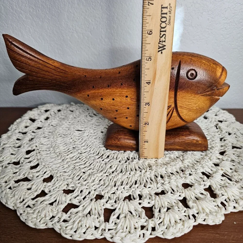 Vintage Mode Century Modern Monkey Pod Fish‎ Sculpture Hawaii 1962